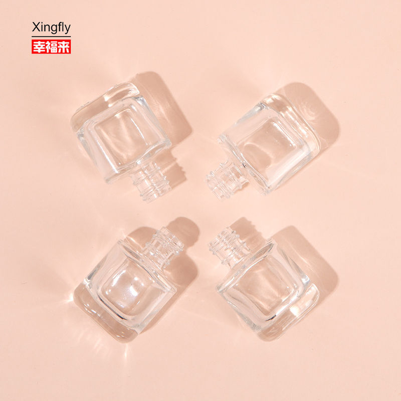 8ml leere Glasflaschen für übergroßen, einzigartigen Gel-Nagellack mit Pinsel und Verschluss